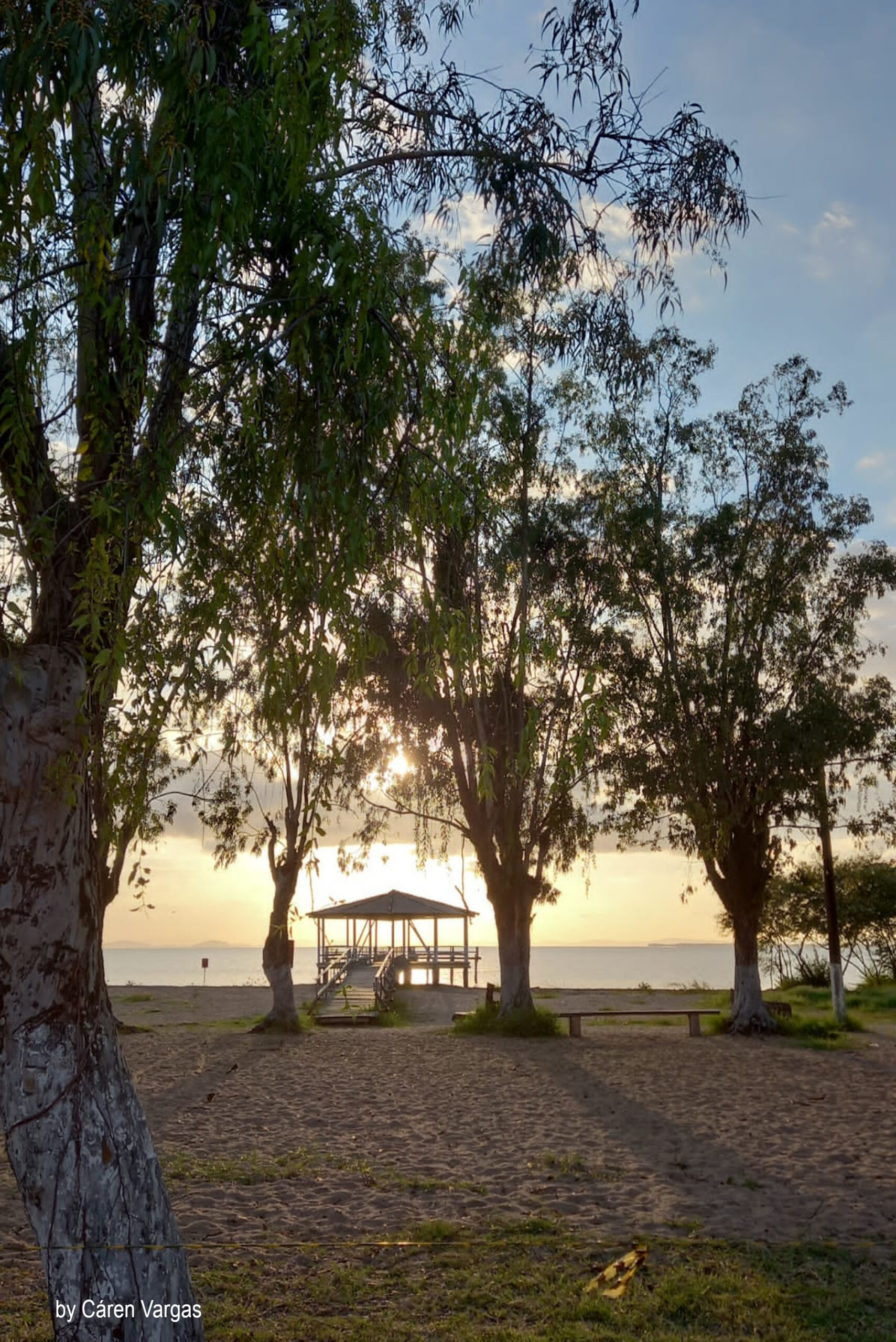 Entardecer na Barra do Ribeiro/RS. Costa Doce. Lagoa dos Patos.